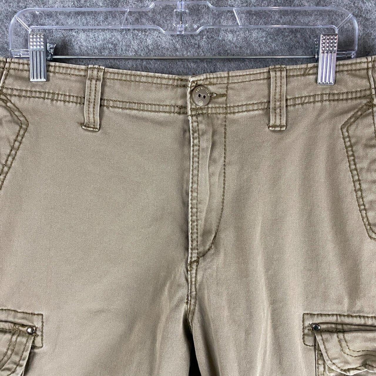 Union Bay Men's Tan Shorts (2)