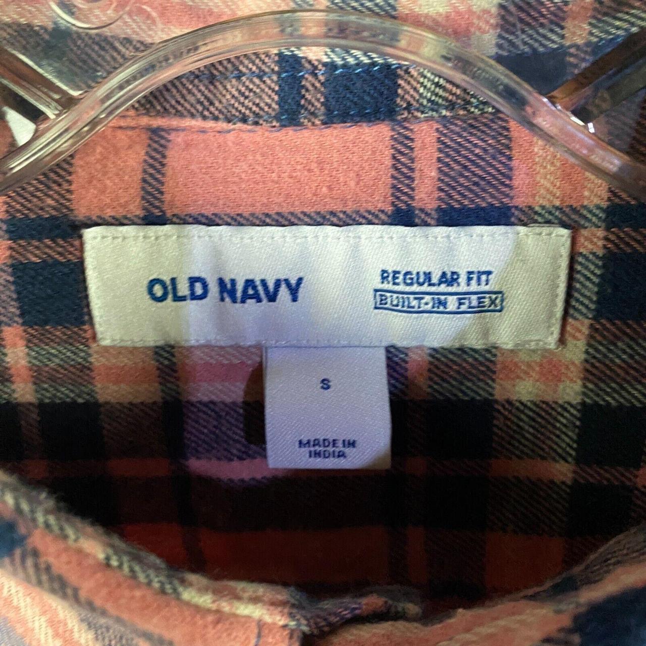 Old Navy 4th of July 2015 2xl shirt preowned fits - Depop