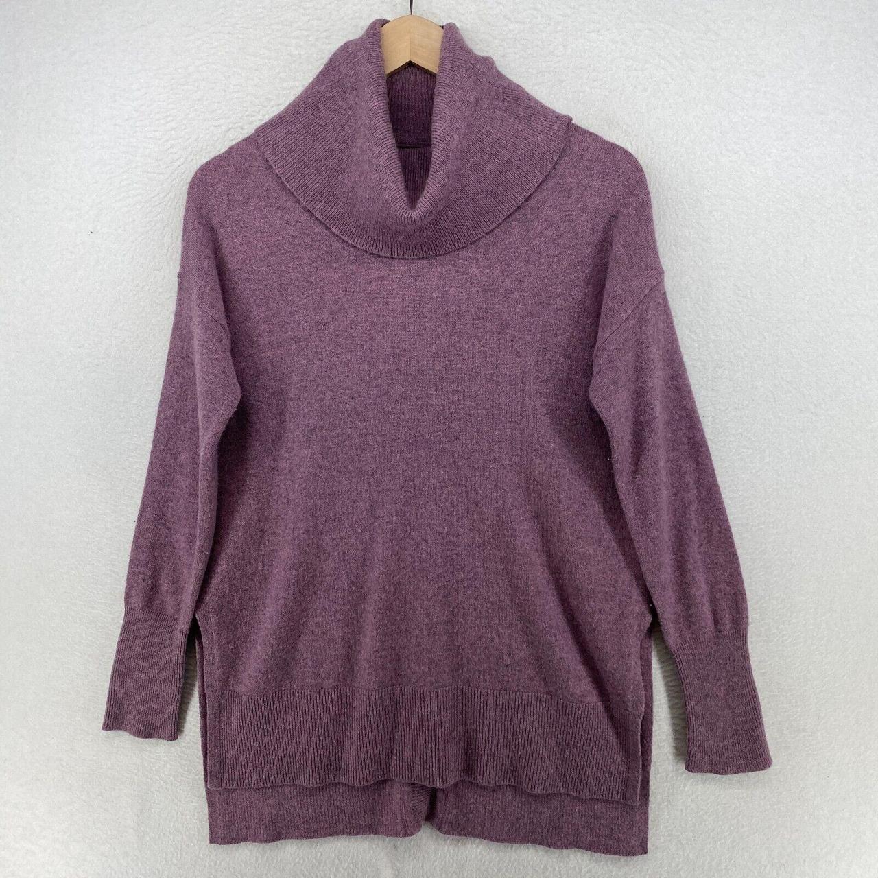 Tahari luxe outlet cashmere sweater