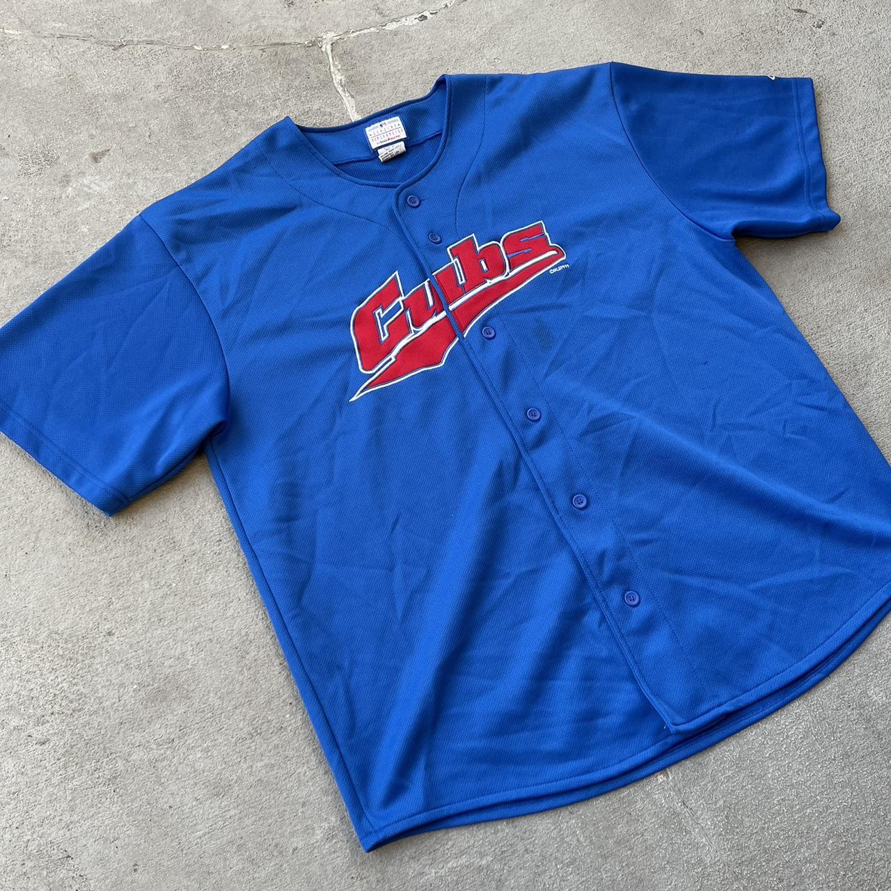 Chicago Cubs Jersey T-Shirt Size XL - Depop