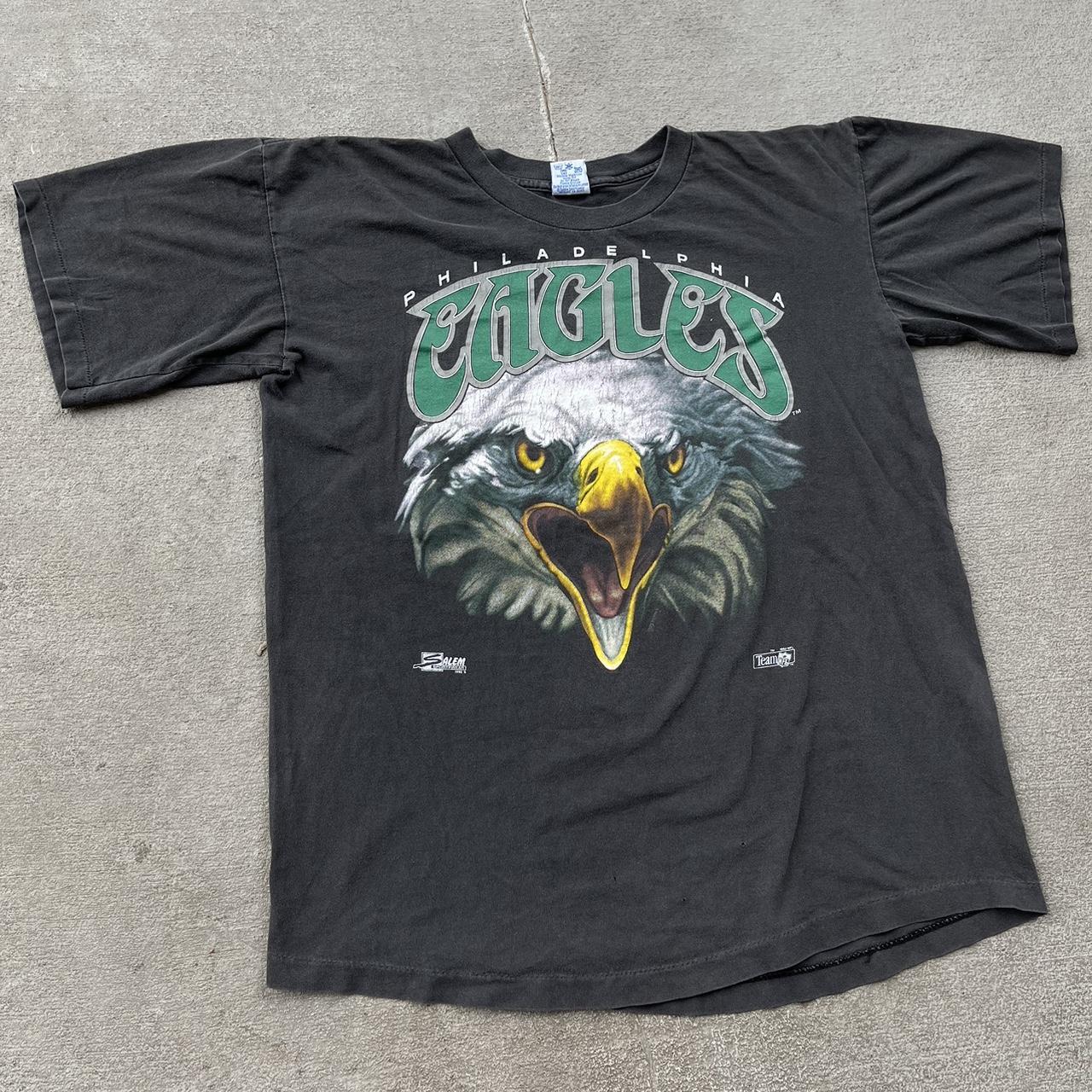 Philadelphia Eagles Shirt. Size small, in good - Depop