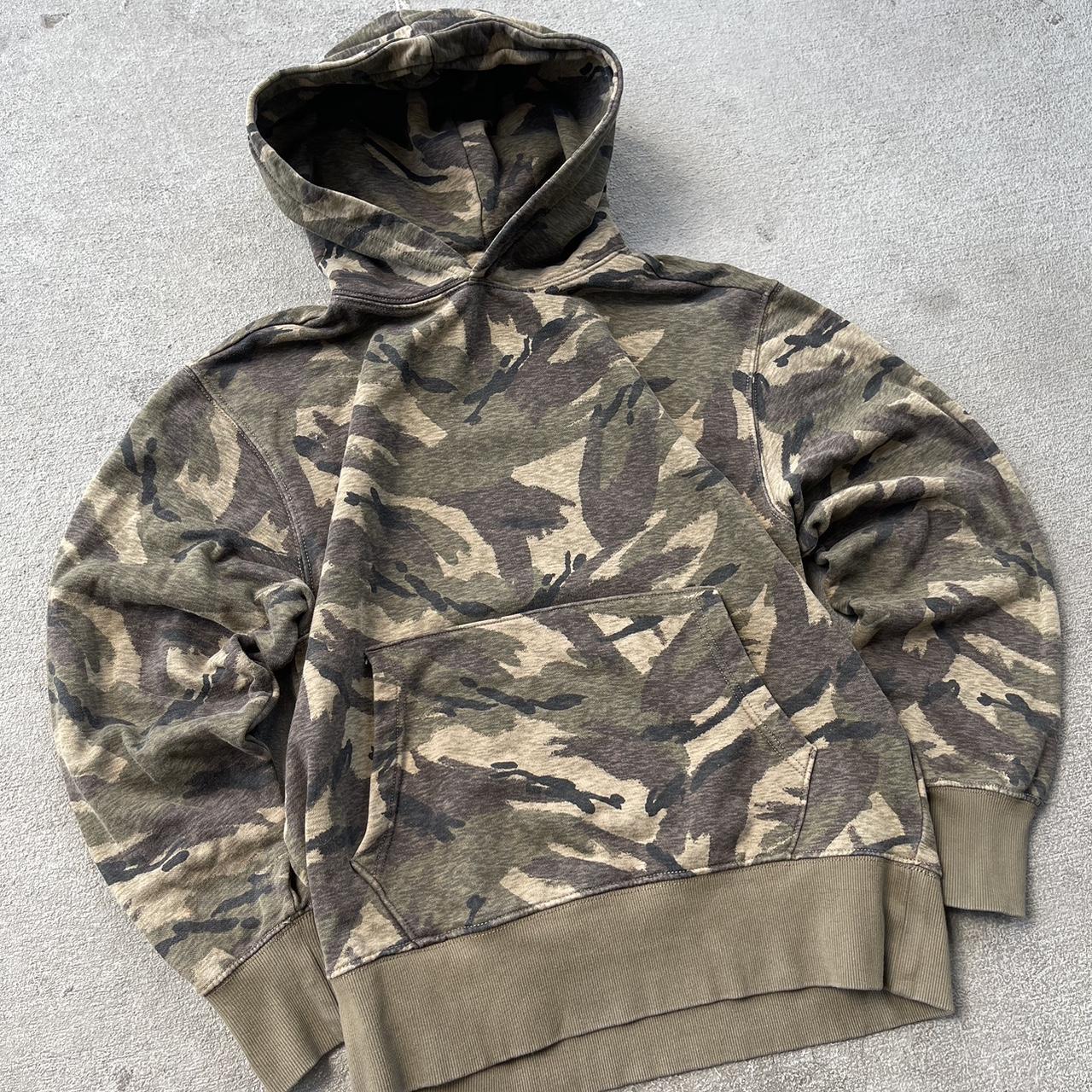 Real Tree Camouflage Hoodie •Great condition •Size... - Depop