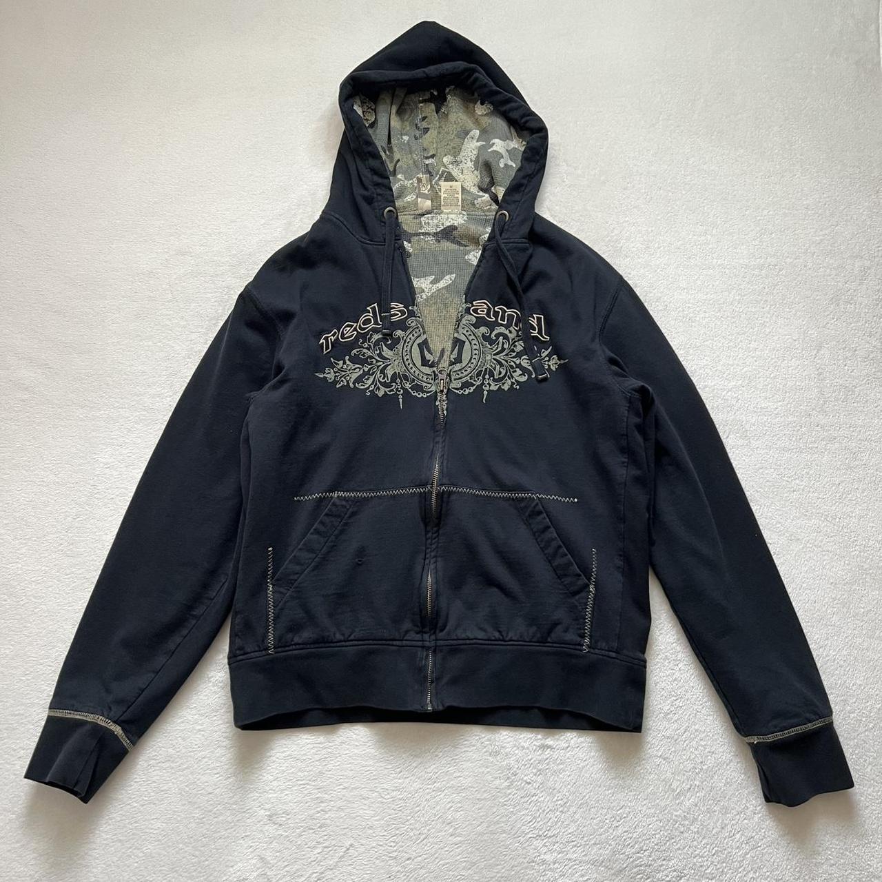 item listed by triplecherryy