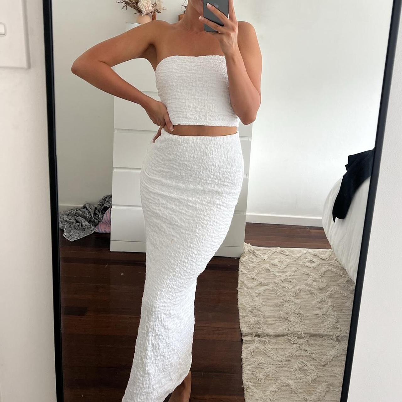 white glassons textured set size XS never worn Depop