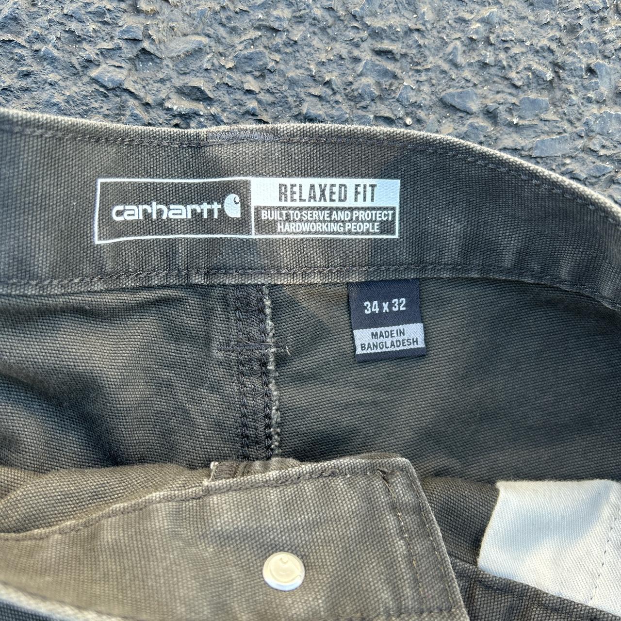 Relaxed Fit Grey Carhartt Pants Size: 34x32 - Depop