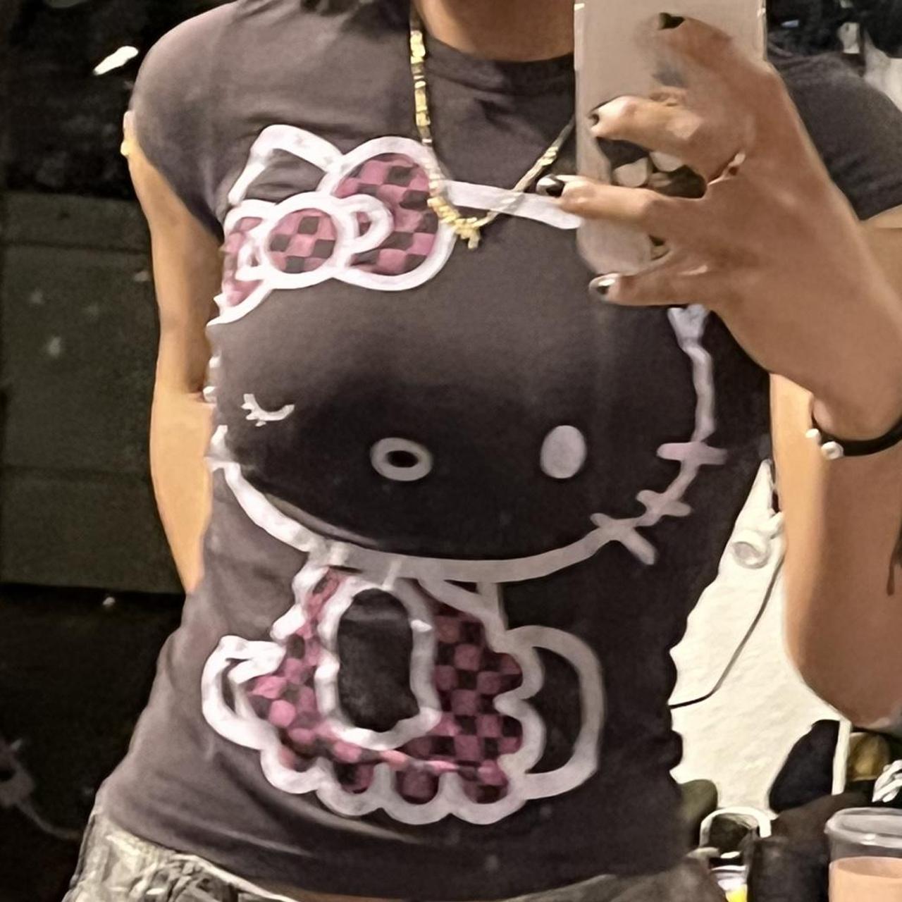 Hello Kitty Winky Face Women's Crop Top T-Shirt