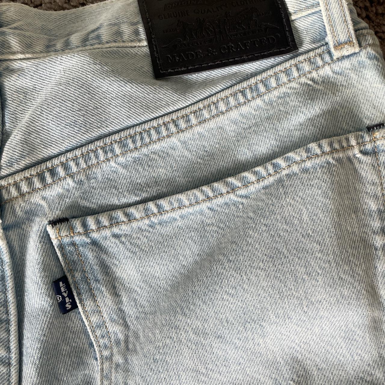 Levi's Women's Blue Jeans | Depop