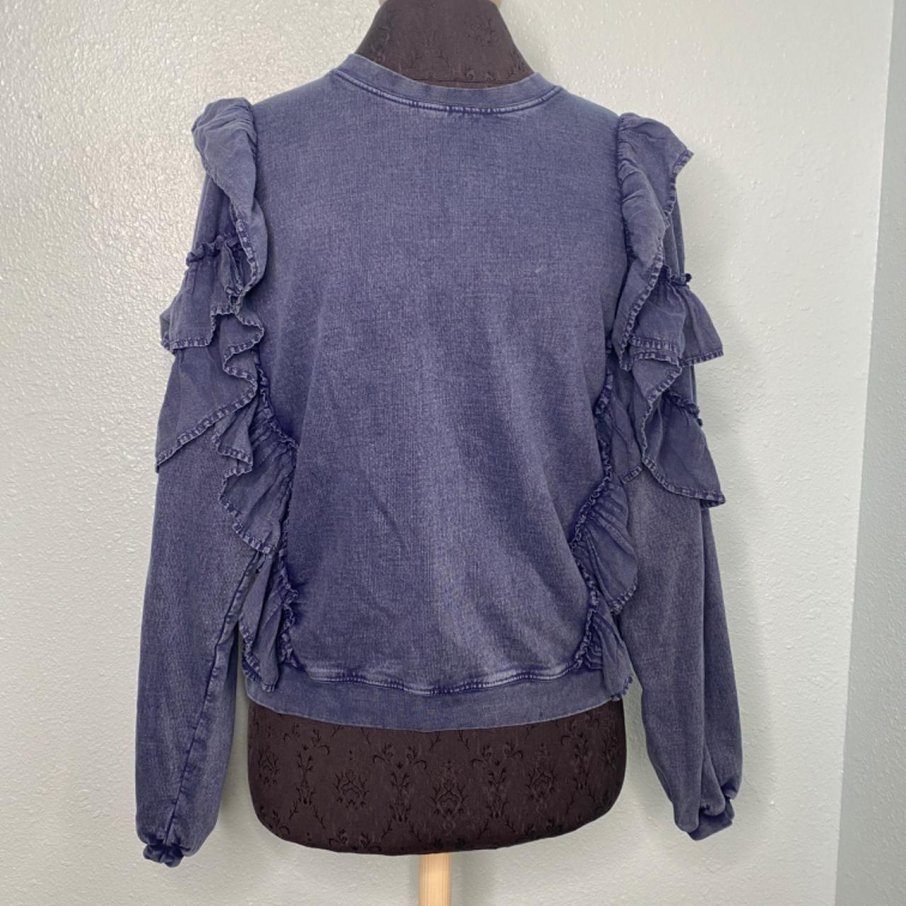 Tularosa size selling medium navy blue sweater ruffled