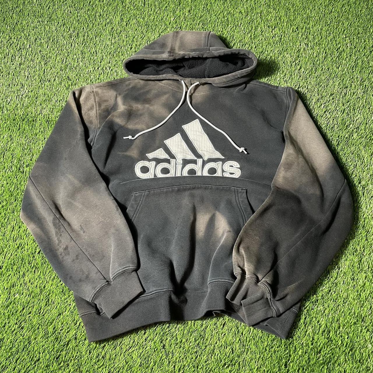 item listed by ghostllee