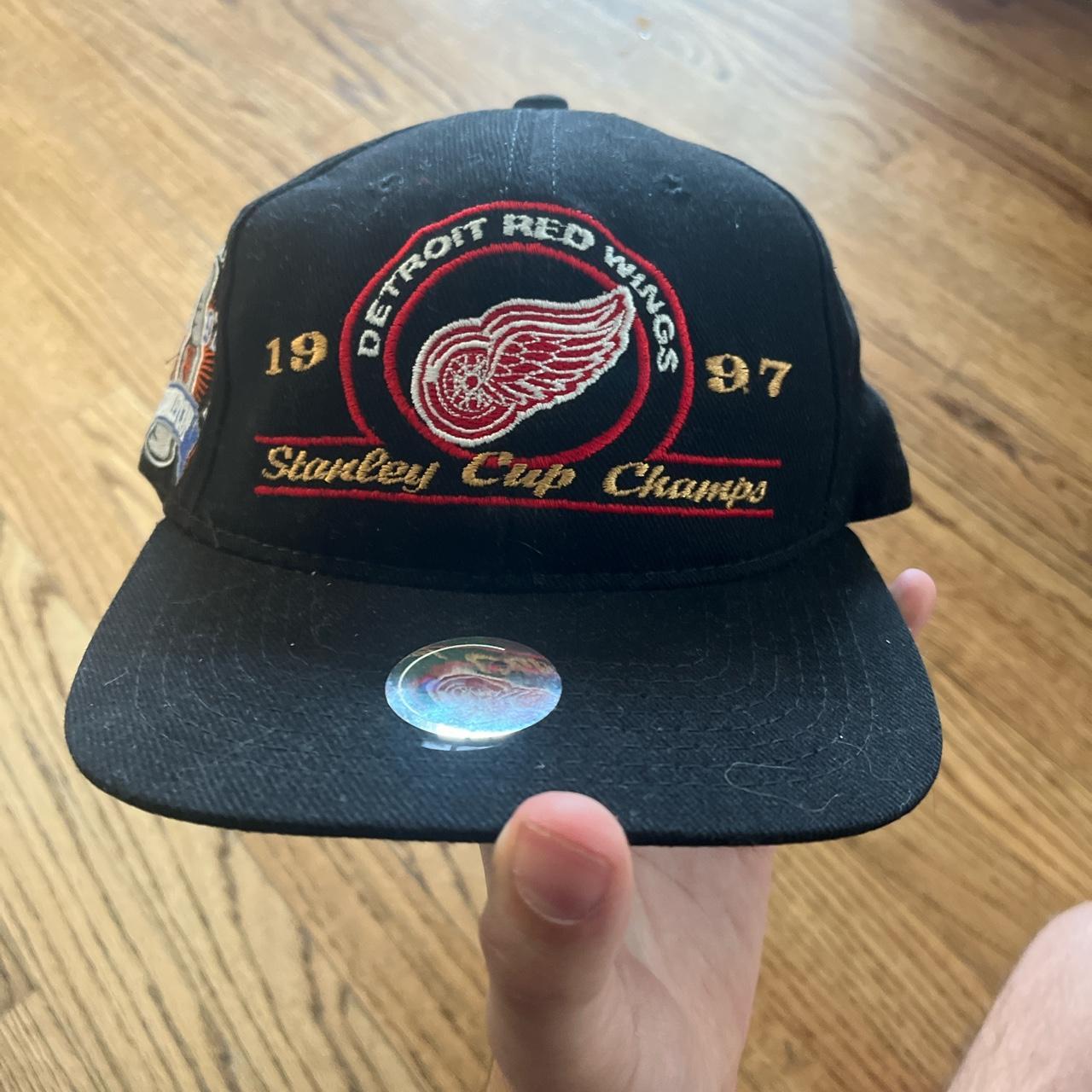 Vintage/90s Red Wings Stanley Cup Champions hat - Depop