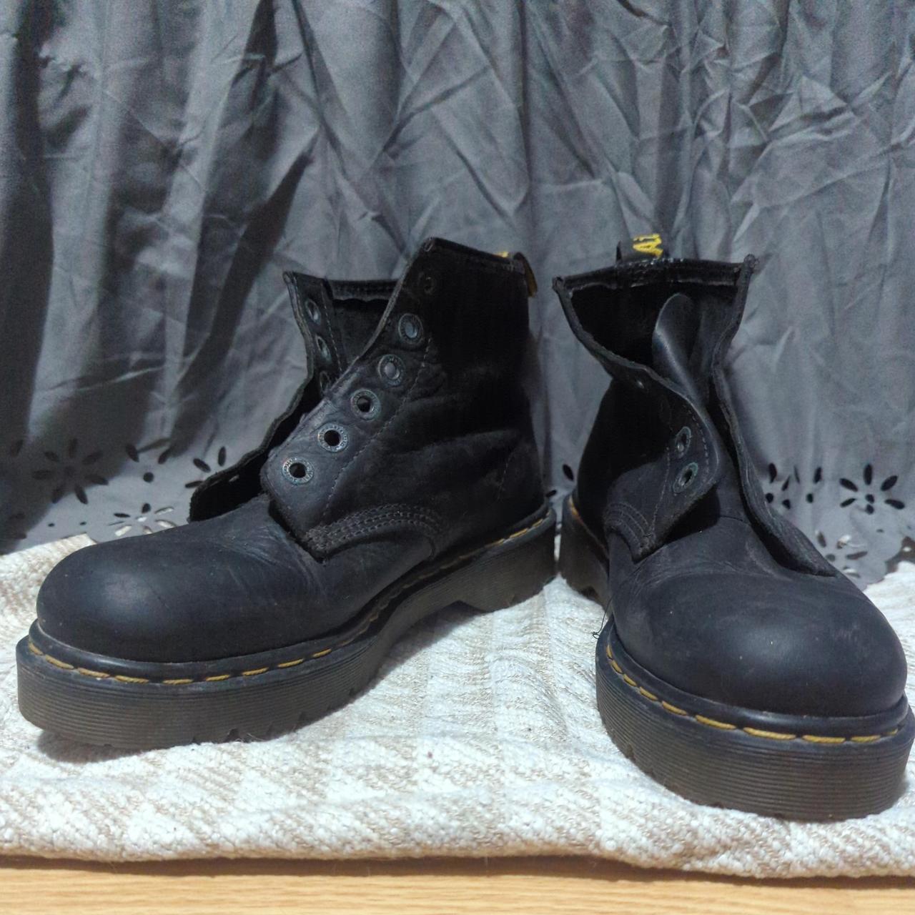 Dr martens hot sale no lace