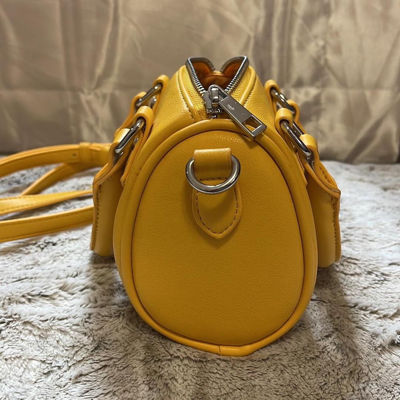 Yellow clutch best sale purse forever 21