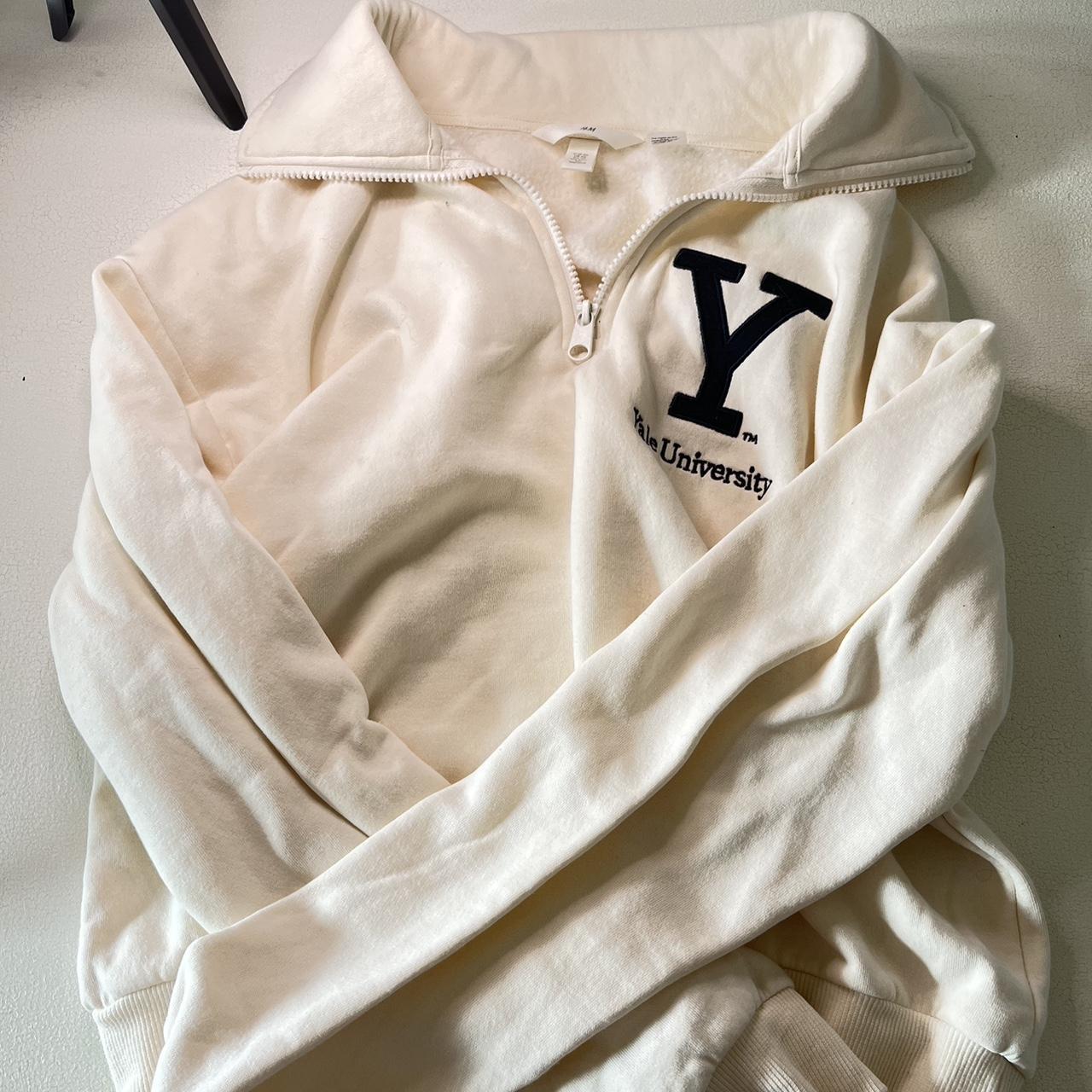 H&M Women's Cream and Black Sweatshirt | Depop