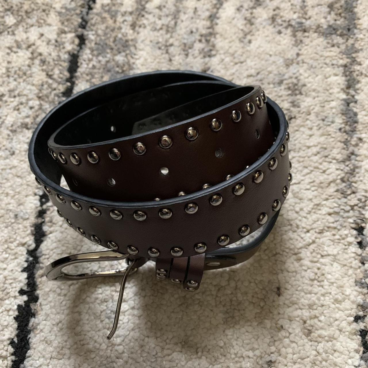 Silver chain belt with a grunge vibe - Depop