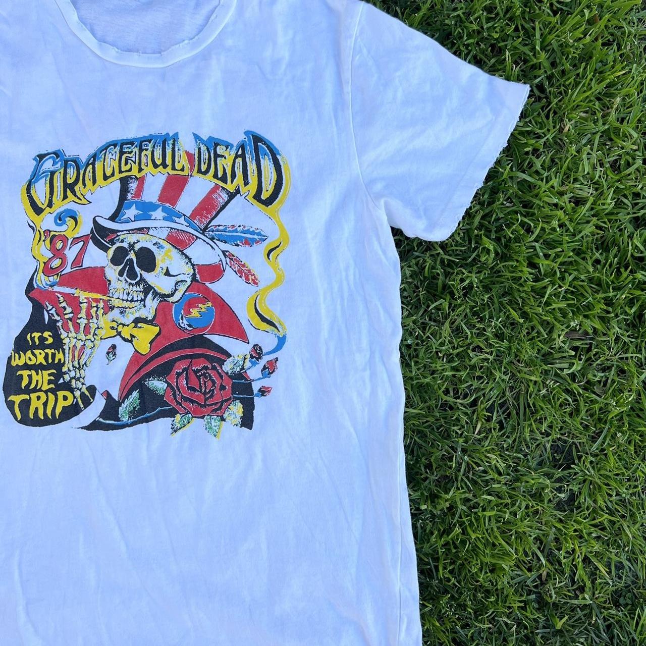 Vintage Grateful Dead '87 Tour Shirt This is a rare - Depop