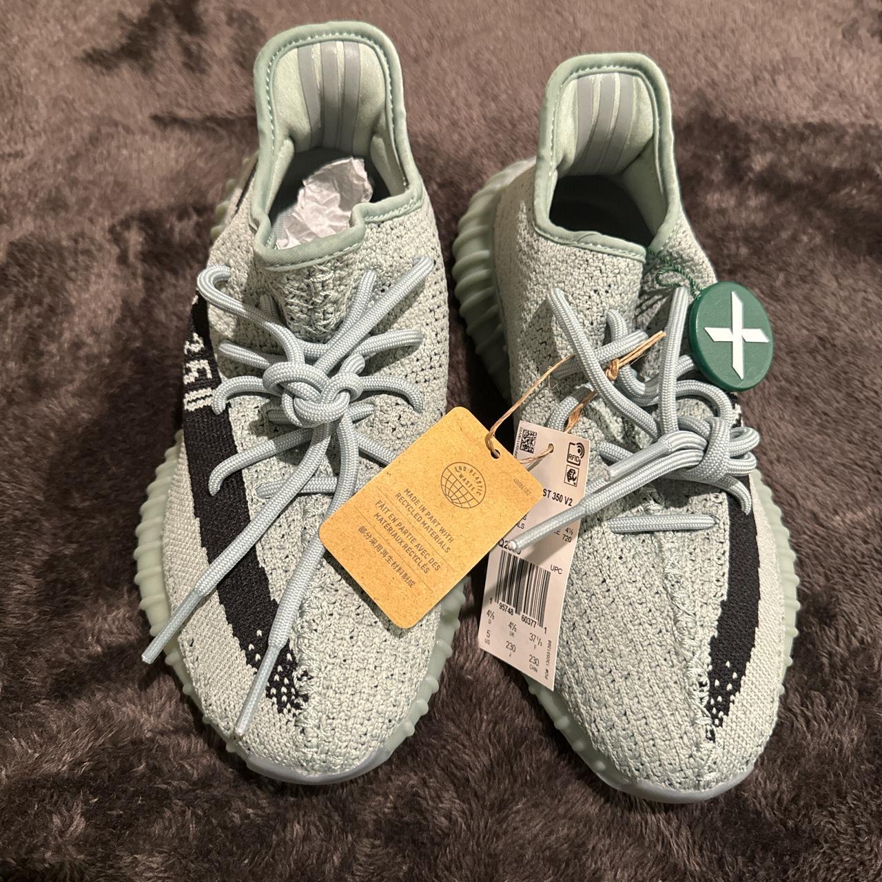 YEEZY BOOST V2 in Color SALT . Size 5 in Men which Depop