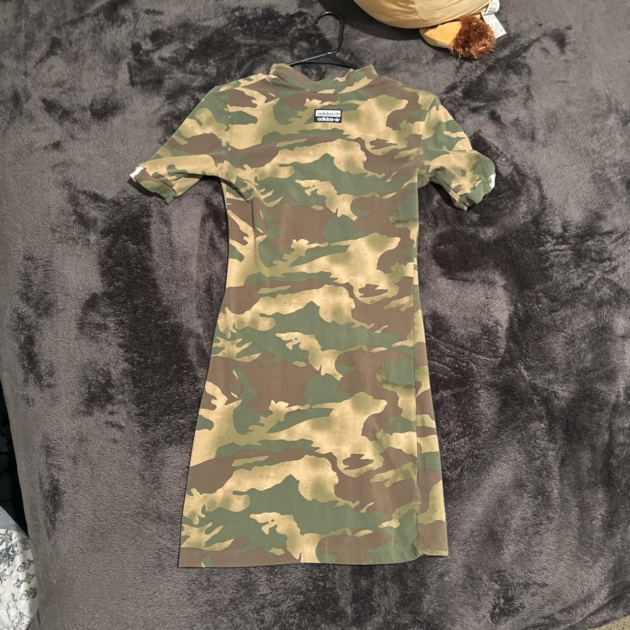 Adidas originals camo outlet tee dress