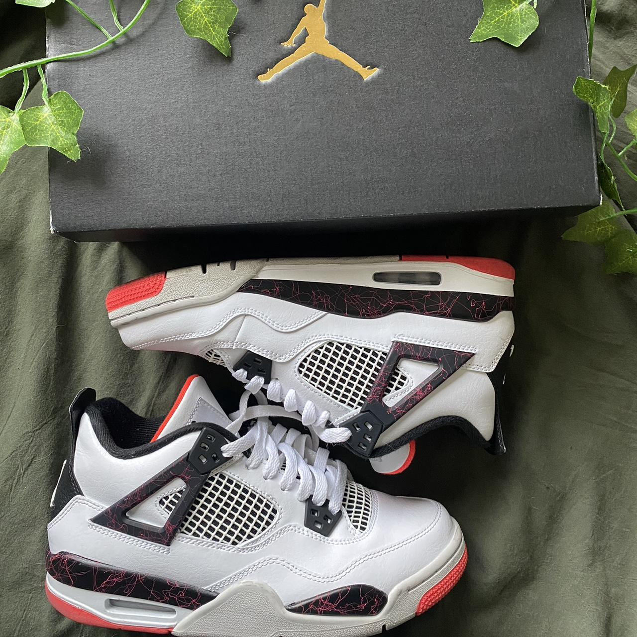 nike air jordan pink and white