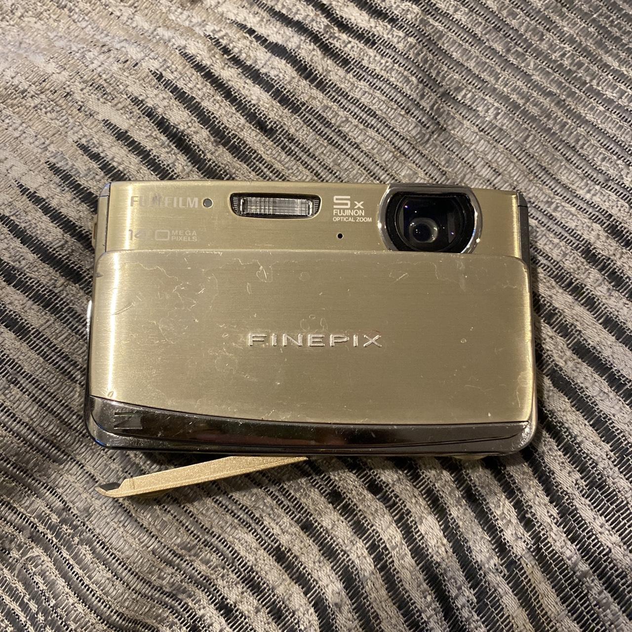 FUJIFILM FinePix Z80 14.2MP Compact Digital Camera | Depop FUJIFILM FinePix Z80 14.2MP Compact Digital Camera | Depop