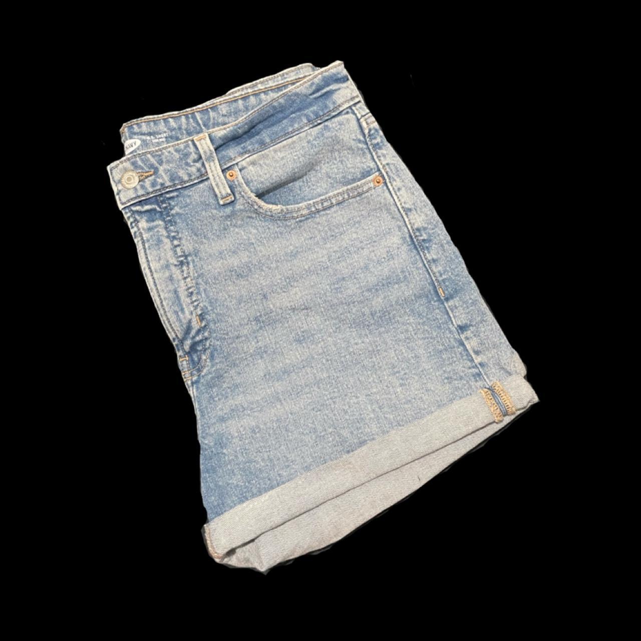 Old Navy O.G Shorts size 14 // worn 3 times... - Depop