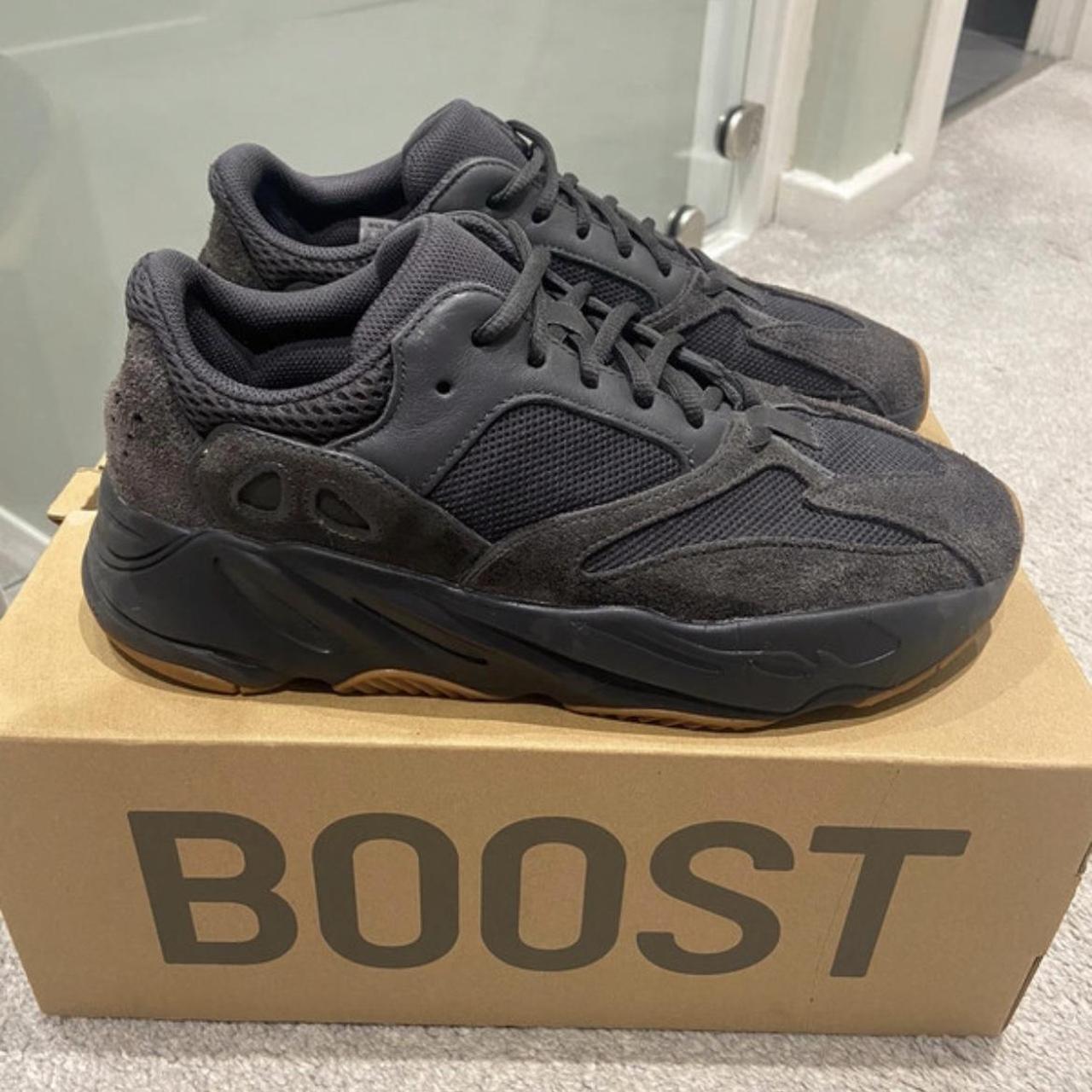 harrods yeezy 700