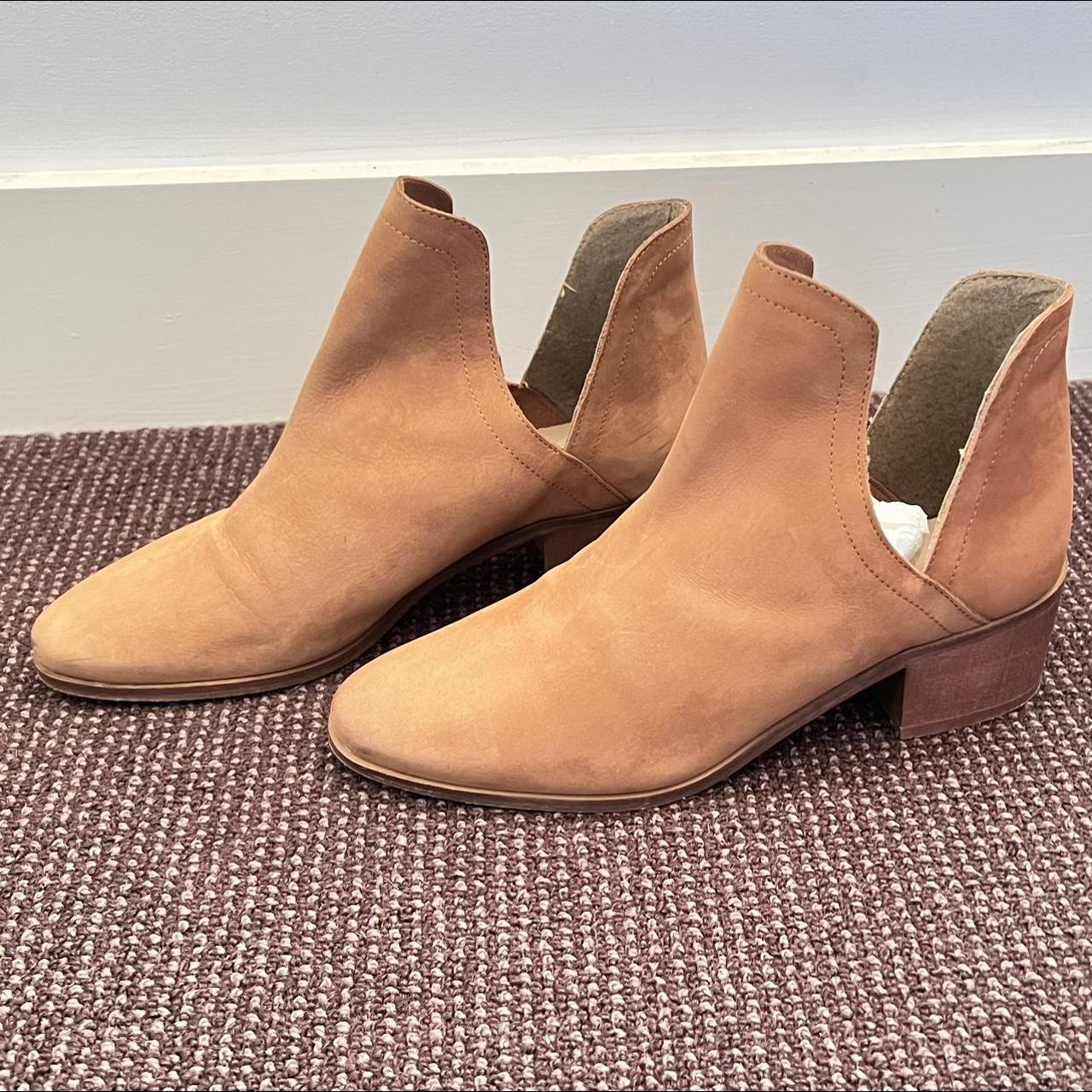 Novo on sale tan boots