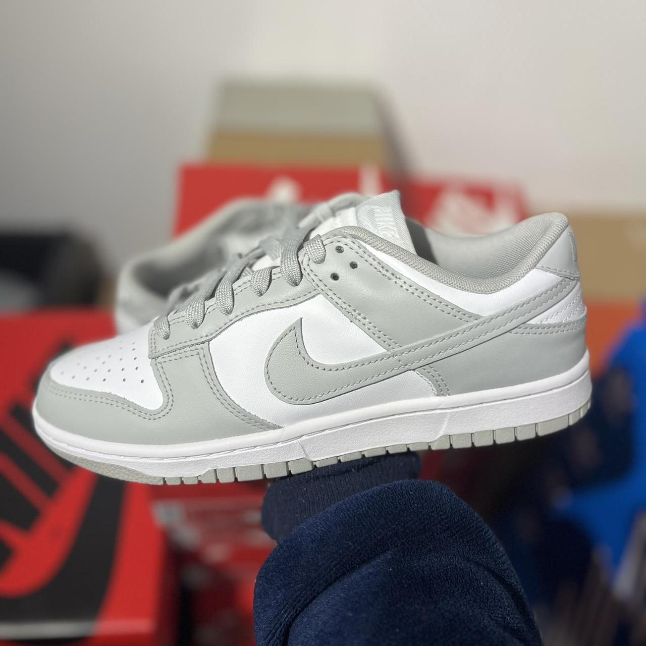 nike dunk low grey mens