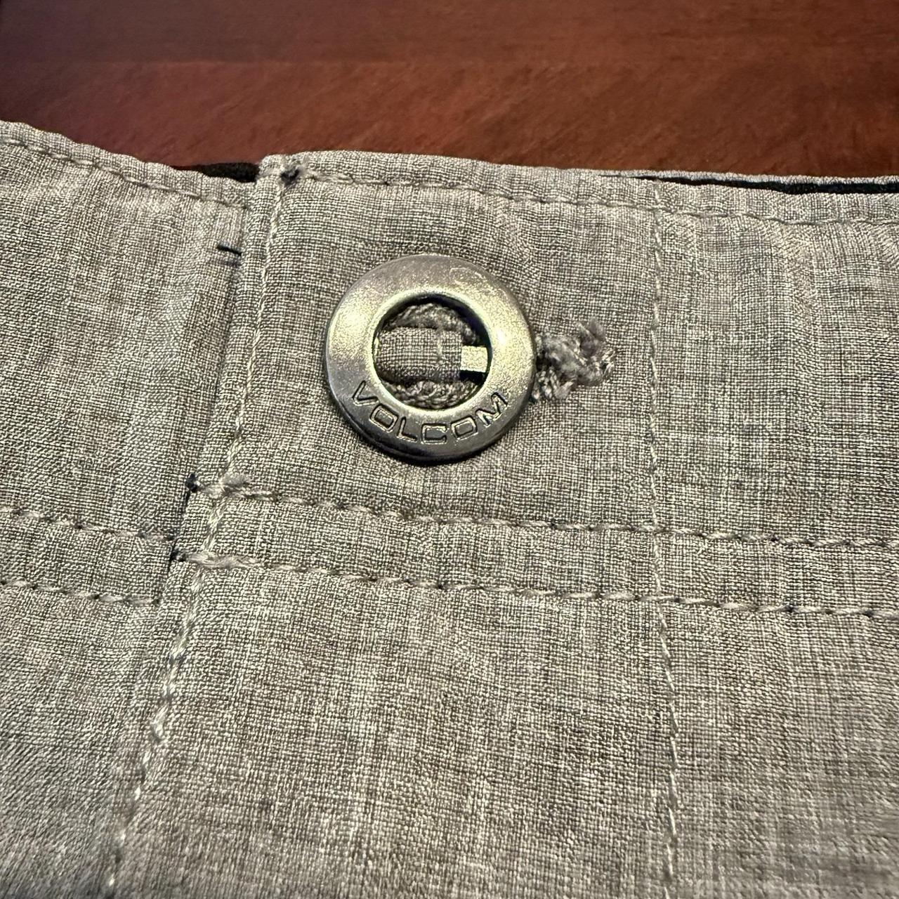 Volcom Men's Shorts - Grey - 30" – Volcom True To… - image 3