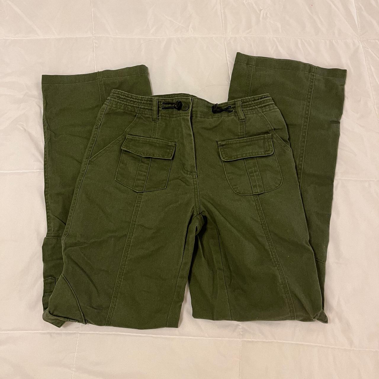 brandy melville green kim cargo pants ♡‧₊˚ Depop