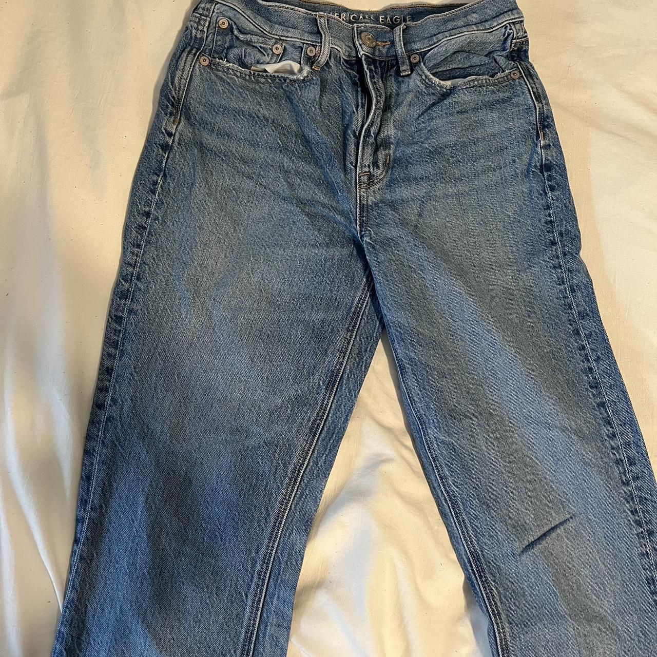 American Eagle straight leg jeans, size 2. Lightly worn - Depop