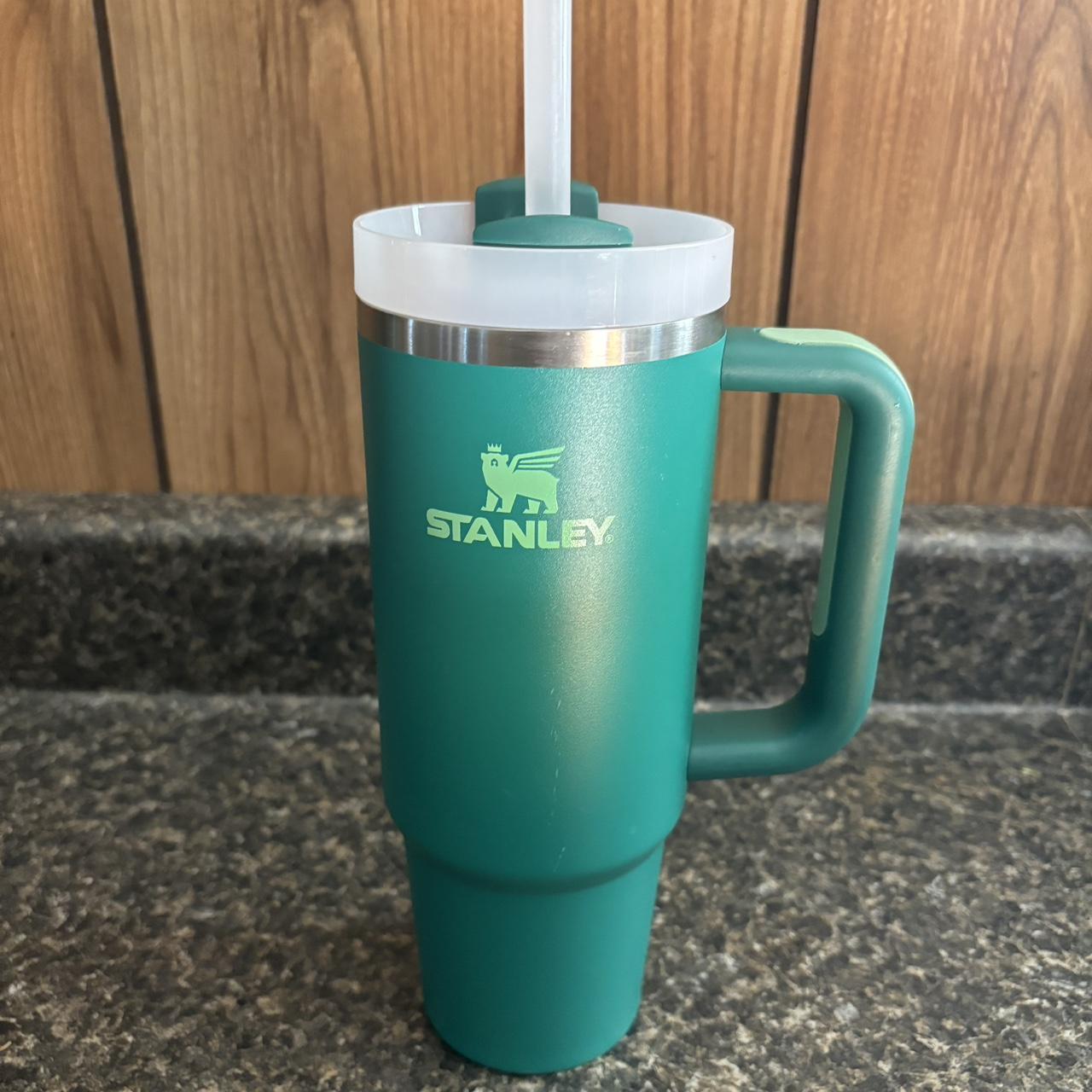 Stanley Alpine 30 oz quencher h.20 tumbler... - Depop