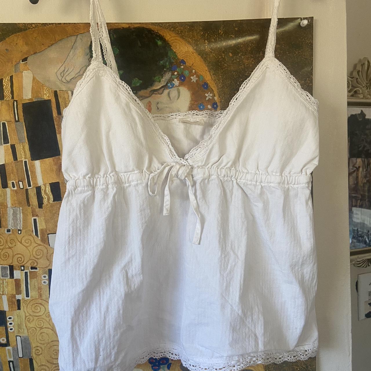 white brandy melville tank top, lace trim, v neck,... - Depop