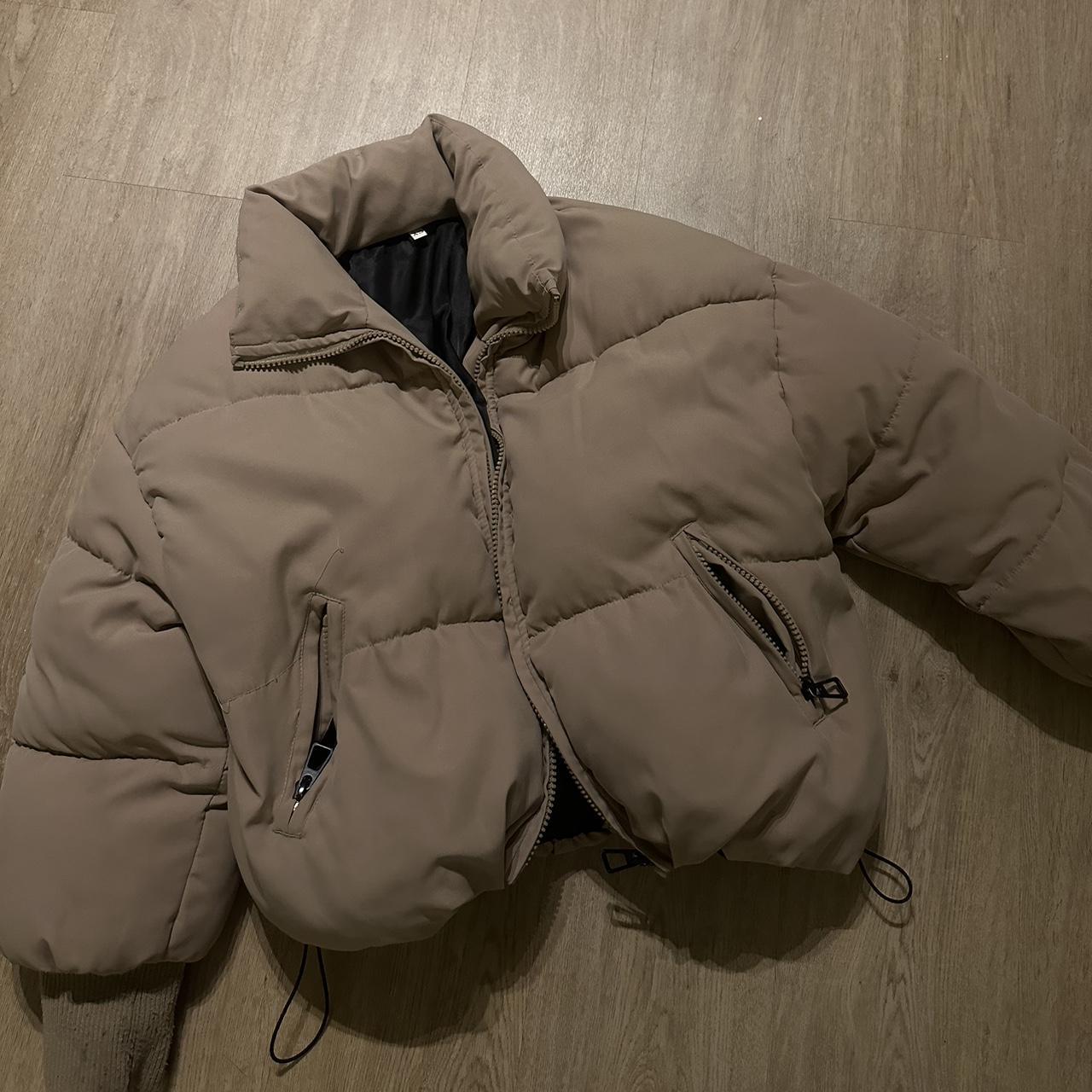 Light brown puffer jacket Size XS Very cute and... - Depop
