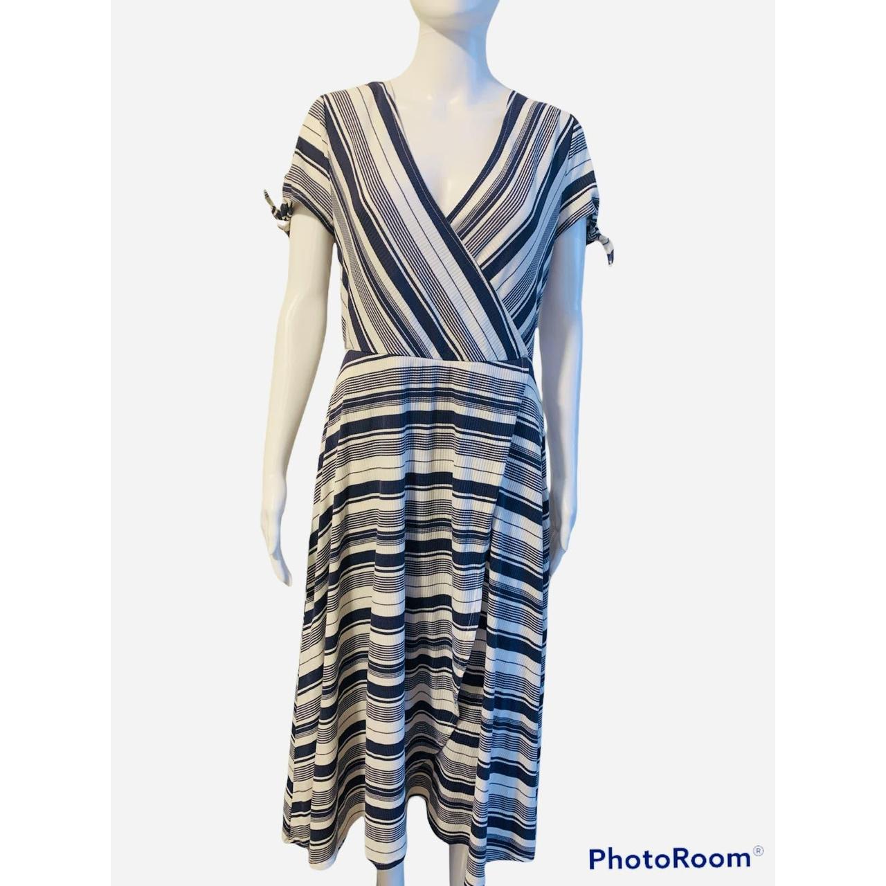 Lauren conrad 2024 striped dress