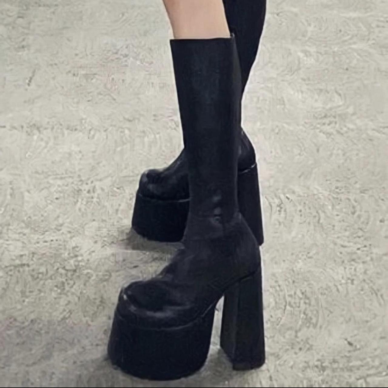 UNIF CRYPTO BOOTS🦋🦋 Iconic leather unif crypto boots