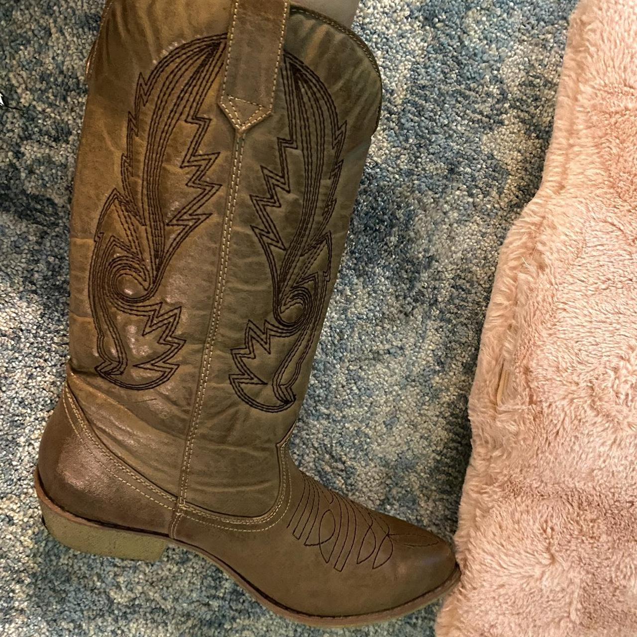 DSW brown cowboy boots mid calf length size 6.5 Depop