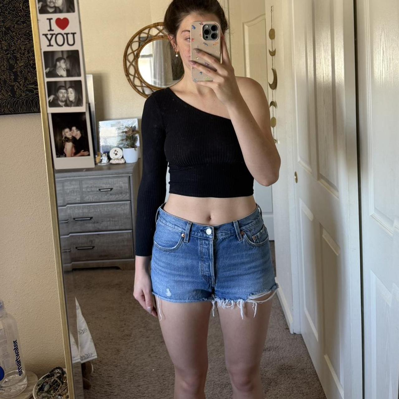 item listed by shopabsclosett