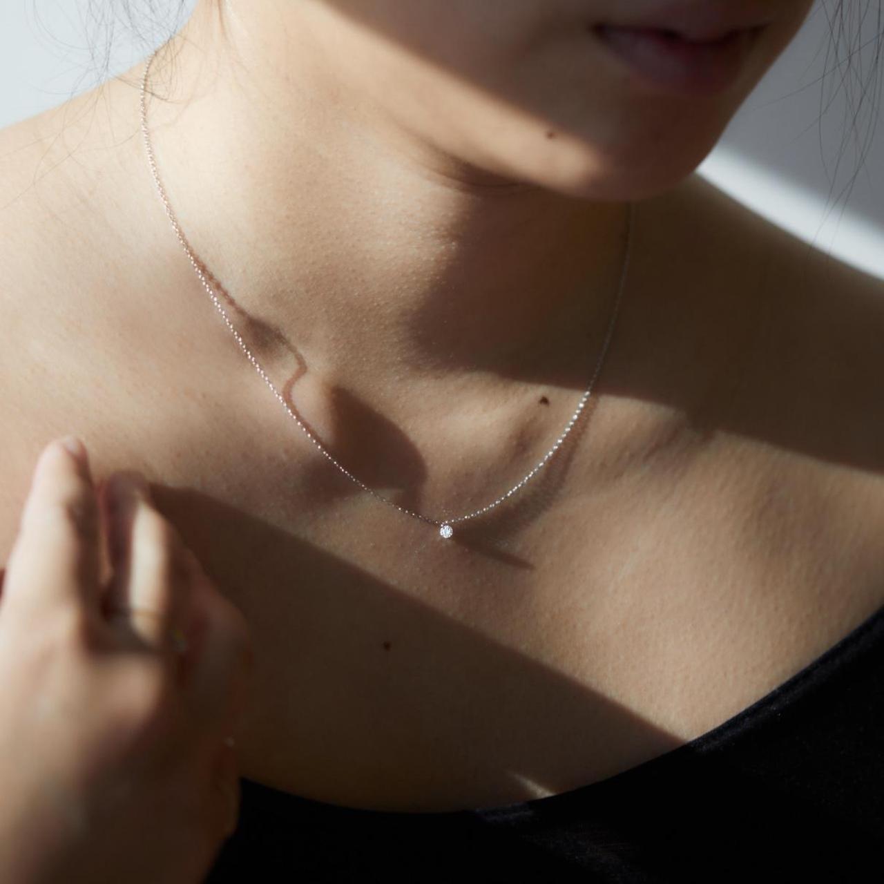 Diamond pinprick necklace discount