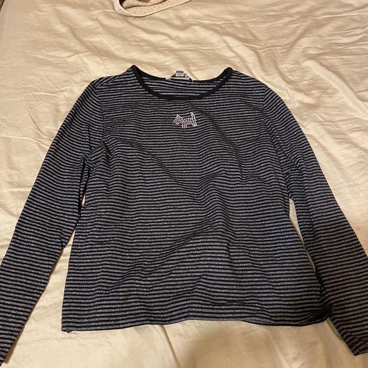 item listed by ilianaaranda