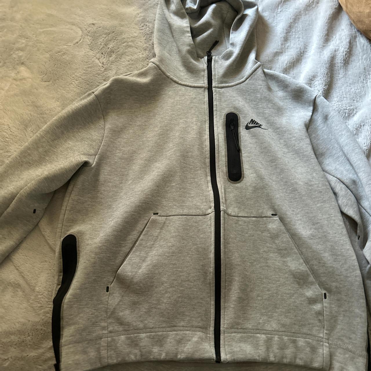 nike tech ladies