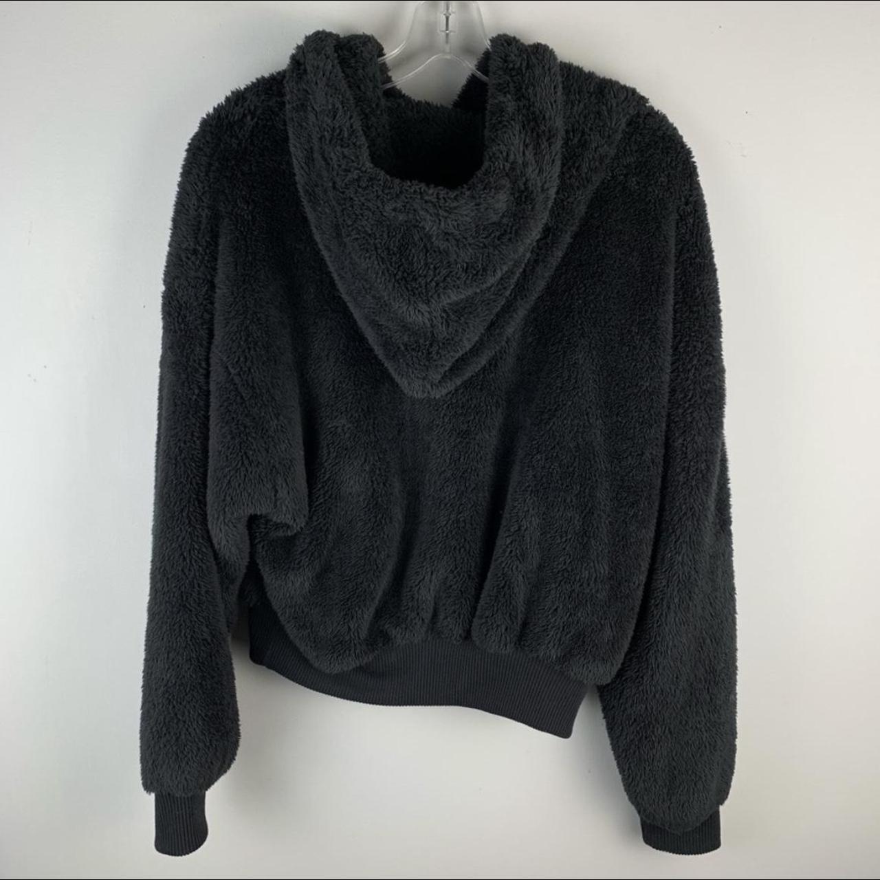 Forever 21 Women's Black Hoodie | Depop