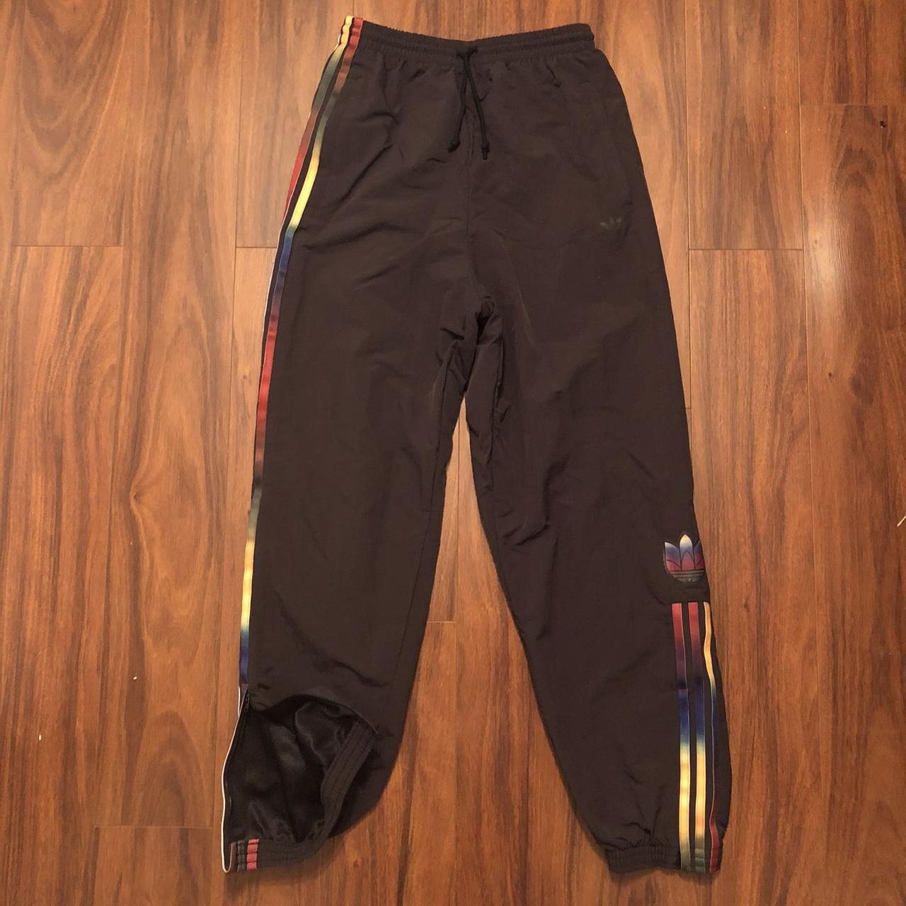 Women's adidas originals mixed best sale material cargo jogger pants