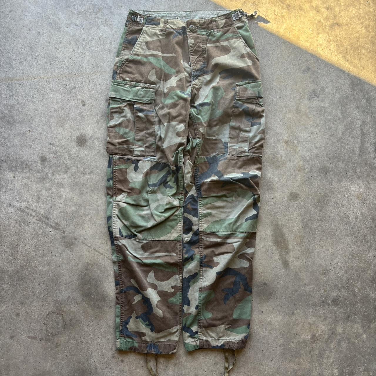 Vintage 90s Cargo Military pants Size:... - Depop