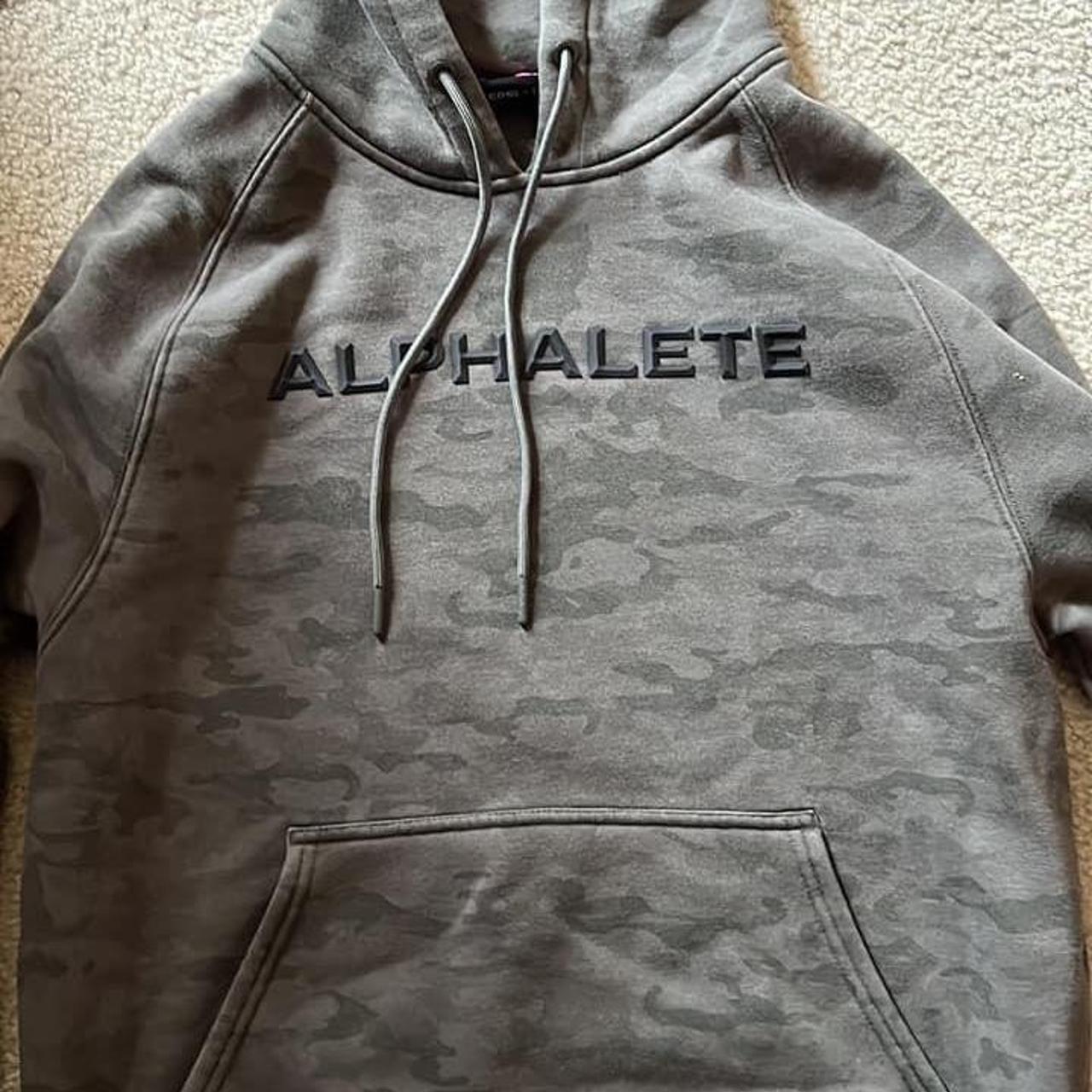 Alphalete best sale camo hoodie