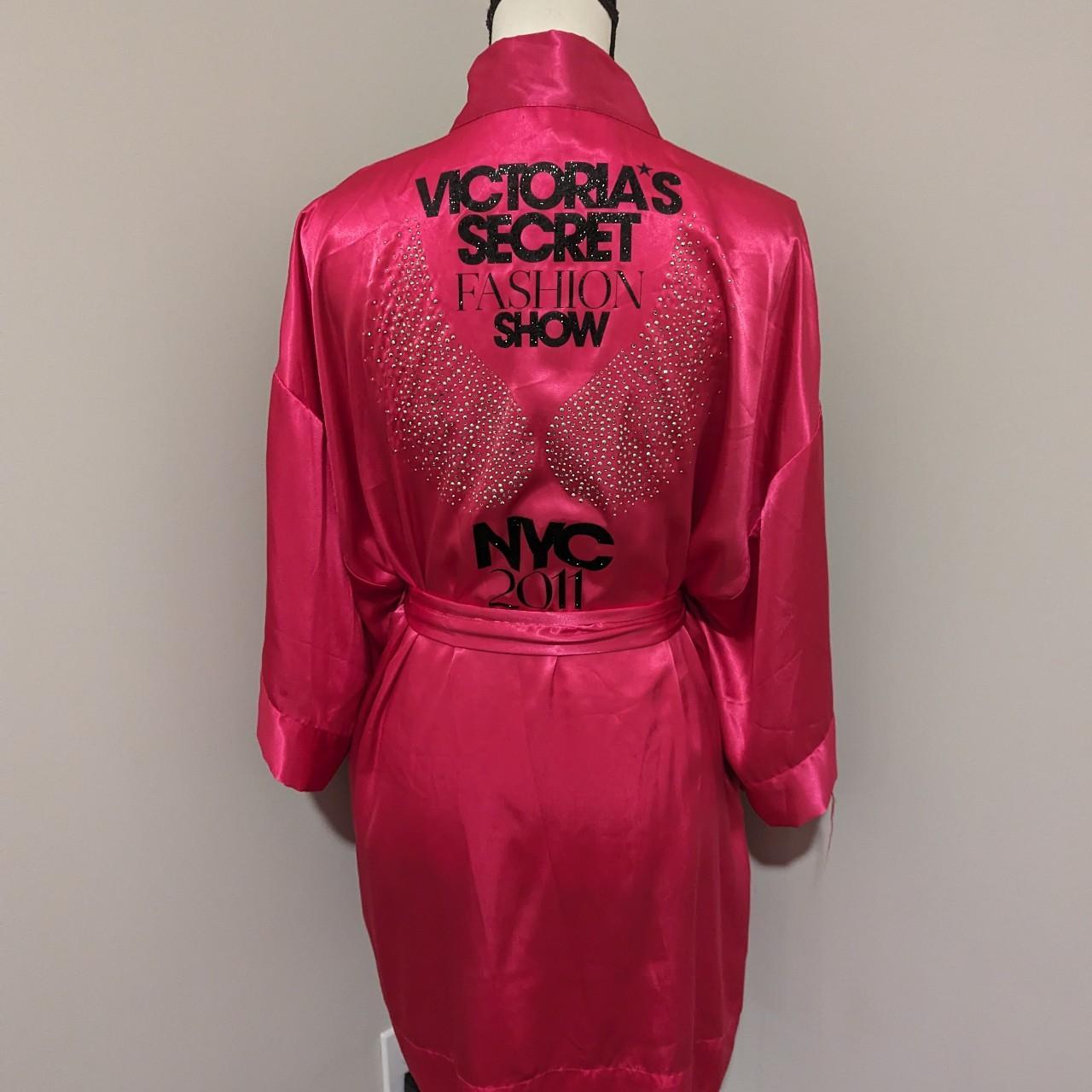 Victoria's Secret 2011 NYC fashion show robe kimono... - Depop