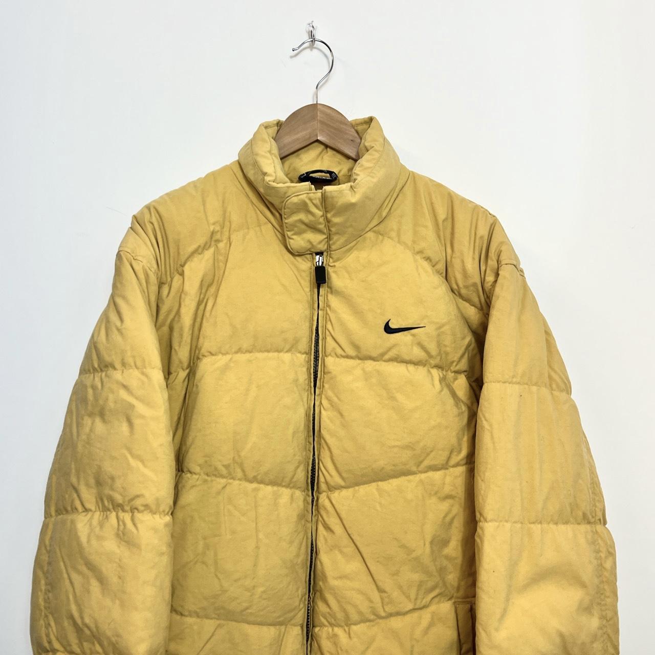 90’s Nike Pastel Yellow Padded Puffer Coat 📍Size Depop