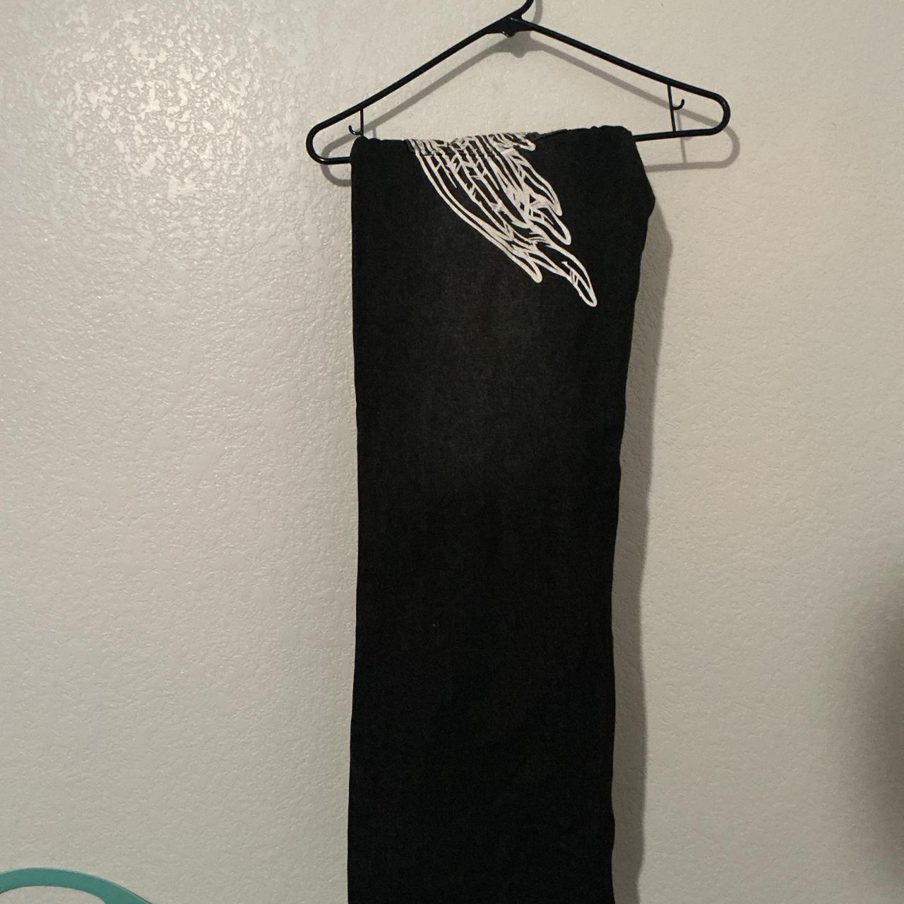 item listed by deusells