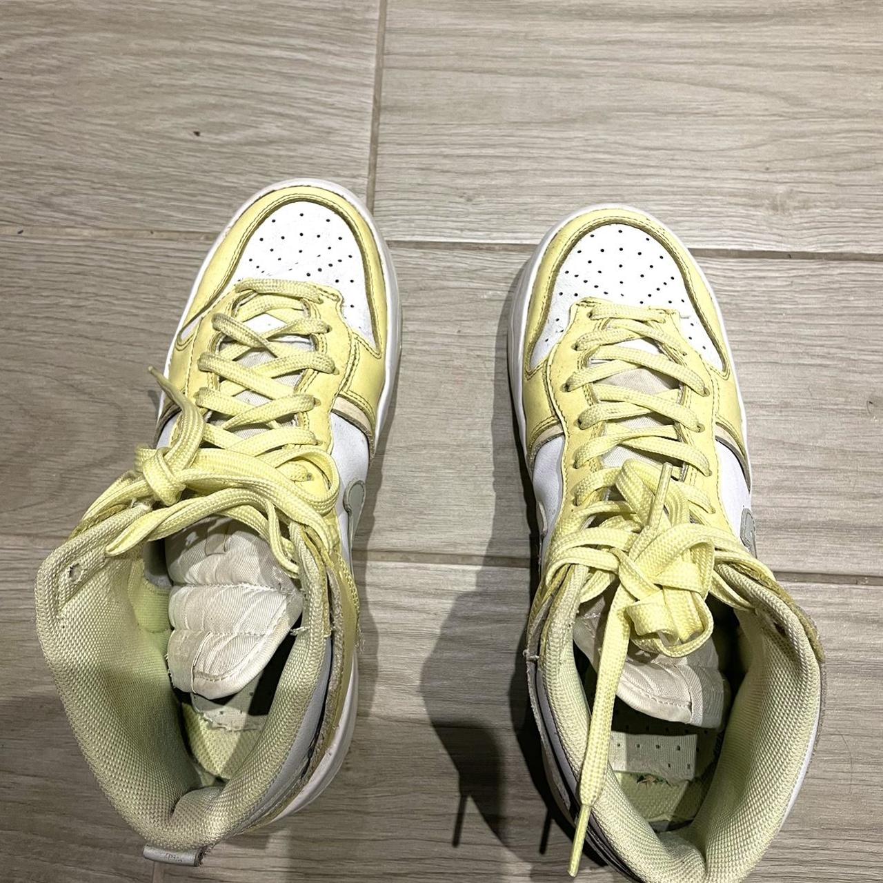 womens yellow nike trainers