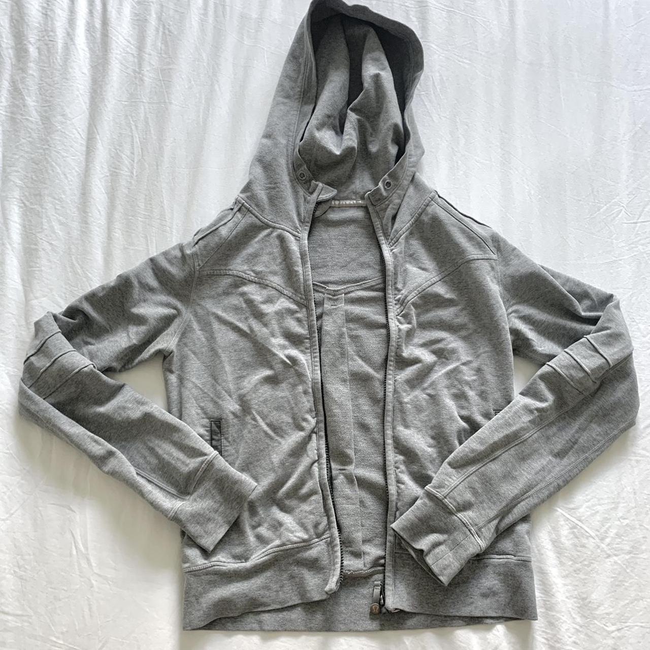 Vintage grey Lululemon Jacket Size 4 Model height... Depop