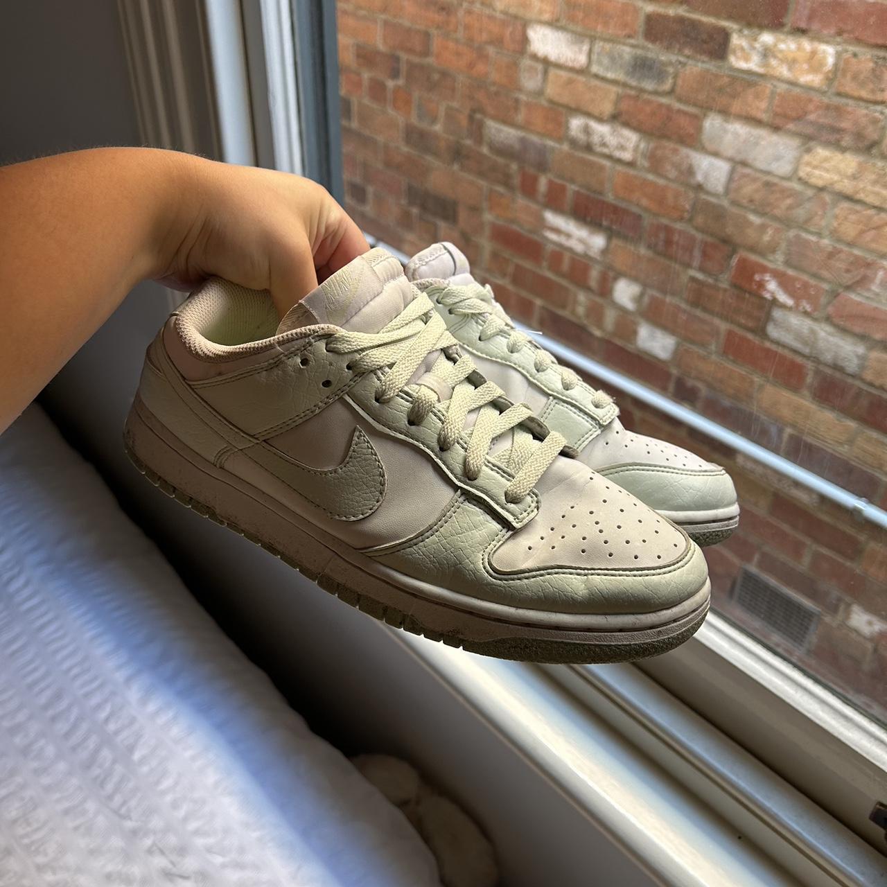 nike mint green dunks